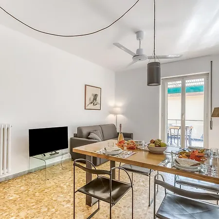Penthouse Vista Mare E Monti Centro Sr - Happy 公寓 圣雷默
