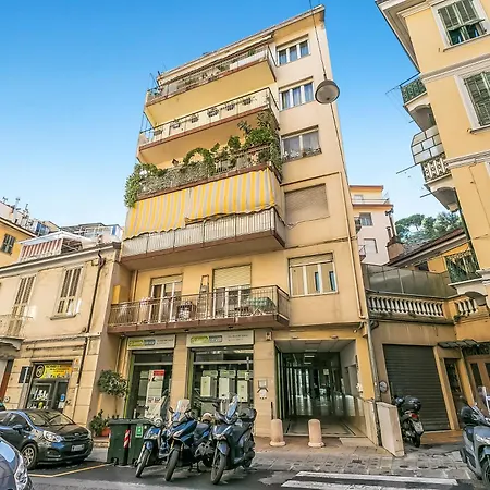 Appartamento Penthouse Vista Mare E Monti Centro Sr - Happy *